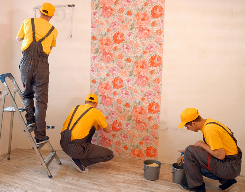 Benefits of Hanging Wallpapers from Professionals